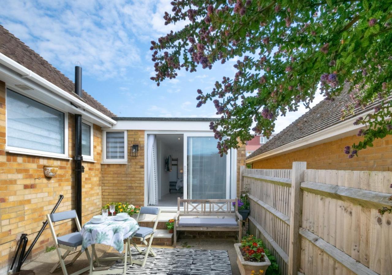 Idrella Studio Saltdean Bagian luar foto